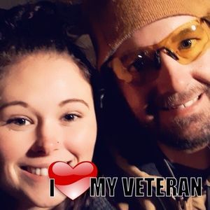 Meet your Posher, Gena